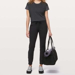 Lululemon Ready To Rulu Pant 29" Size 4 Black Jogger Lycra Active Comfortable